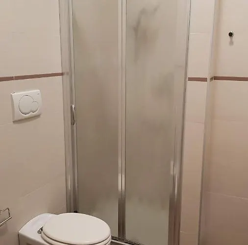 La Casetta - Free Public Parking