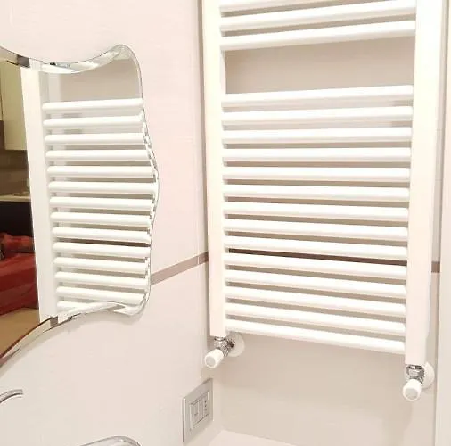 La Casetta - Free Public Parking